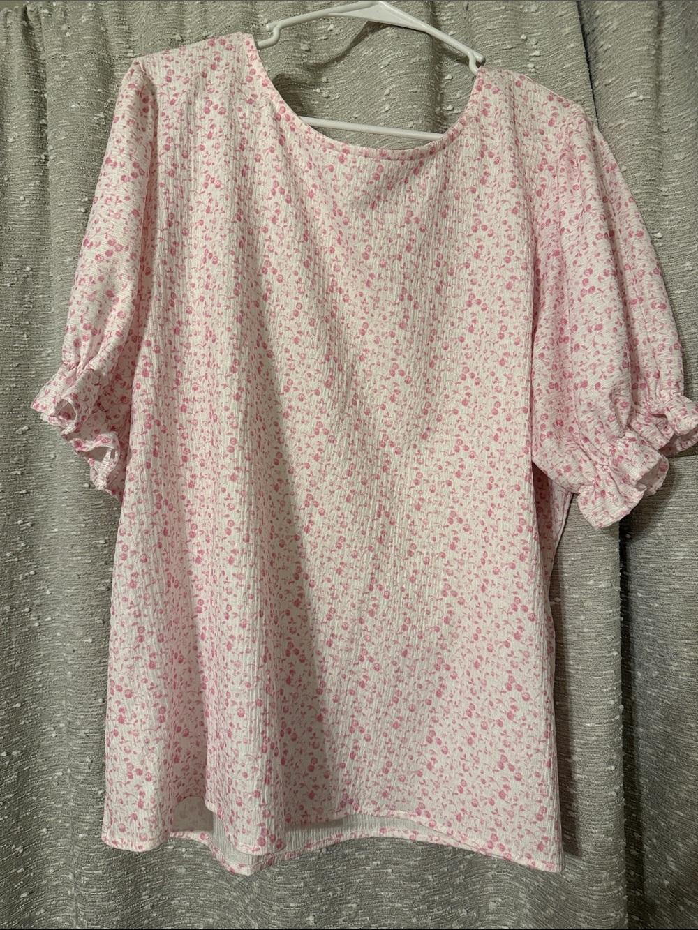 Women's Pink Floral Puff-Sleeve Top